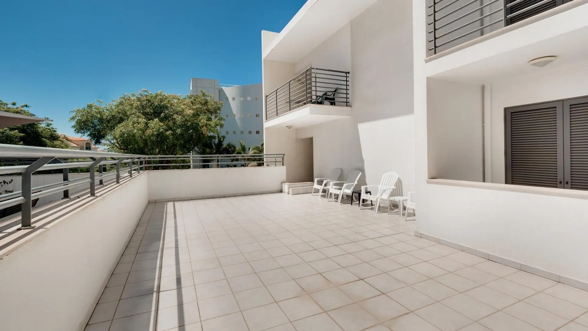 Monumental Lidoview Apartment Funchal